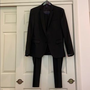 Men’s suit
